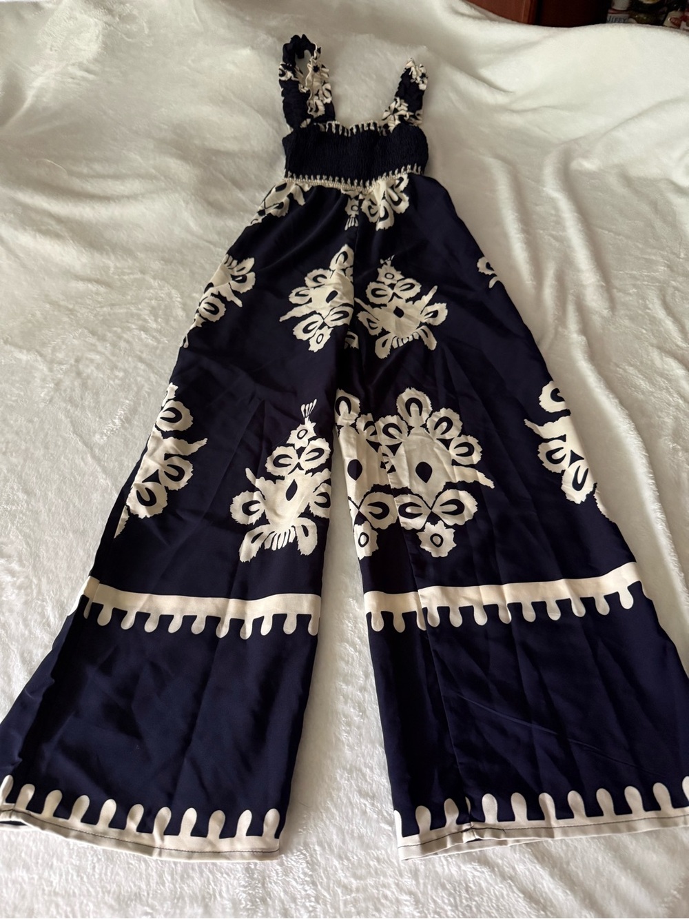 Shein Navy Blue Wide Leg White Pattern Retro Smocked Jumpsuits Size 2 XS